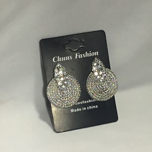 Large Crystal Embellished Studs (UC3) - Picture 1 of 5